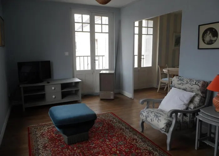 Appartements Yzeures Sur Creuse
